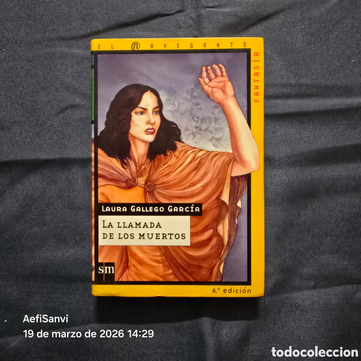 Libros de segunda mano: LA LLAMADA DE LOS MUERTOS (LAURA GALLEGO GARC&Iacute;A) (EL NAVEGANTE, SM)