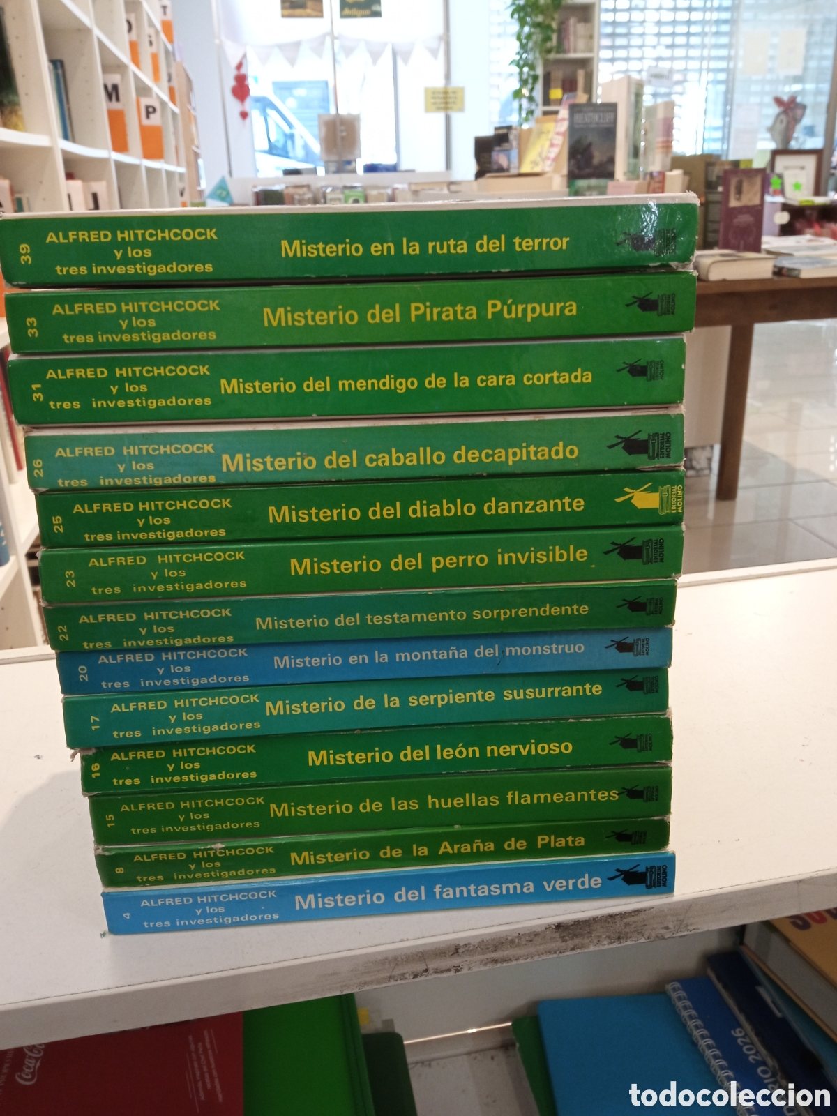 Libros de segunda mano: Alfred Hitchcock y los tres investigadores 13 Libros