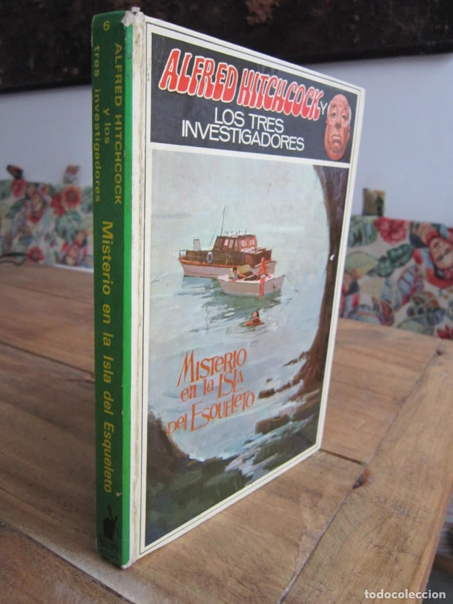Libri di seconda mano: ALFRED HITCHCOK Y LOS TRES INVESTIGADORES N&ordm; 6 MISTERIO DE LA ISLA DEL ESQUELETO MOLINO 1968