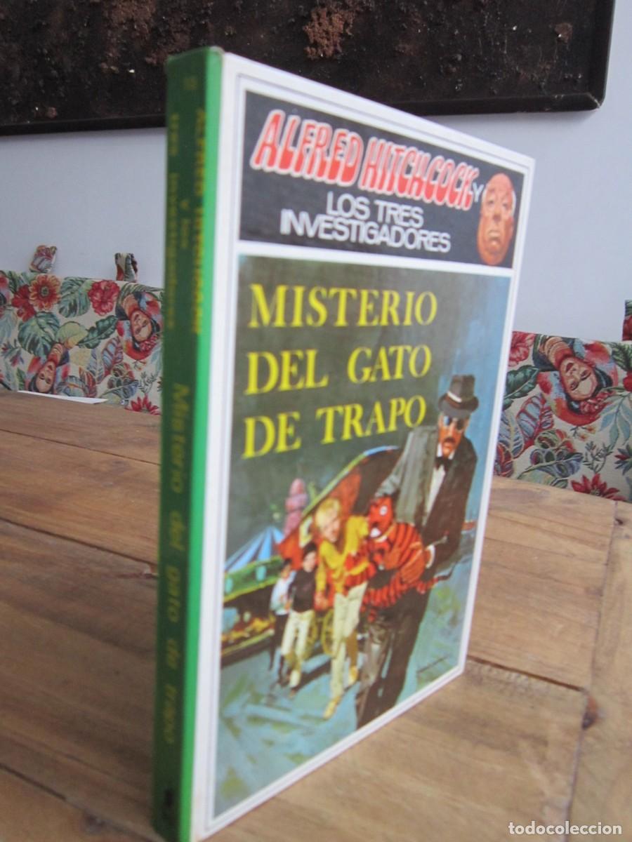 Gebrauchte B&uuml;cher: ALFRED HITCHCOK Y LOS TRES INVESTIGADORES N&ordm; 13 MISTERIO DEL GATO DE TRAPO MOLINO 1982