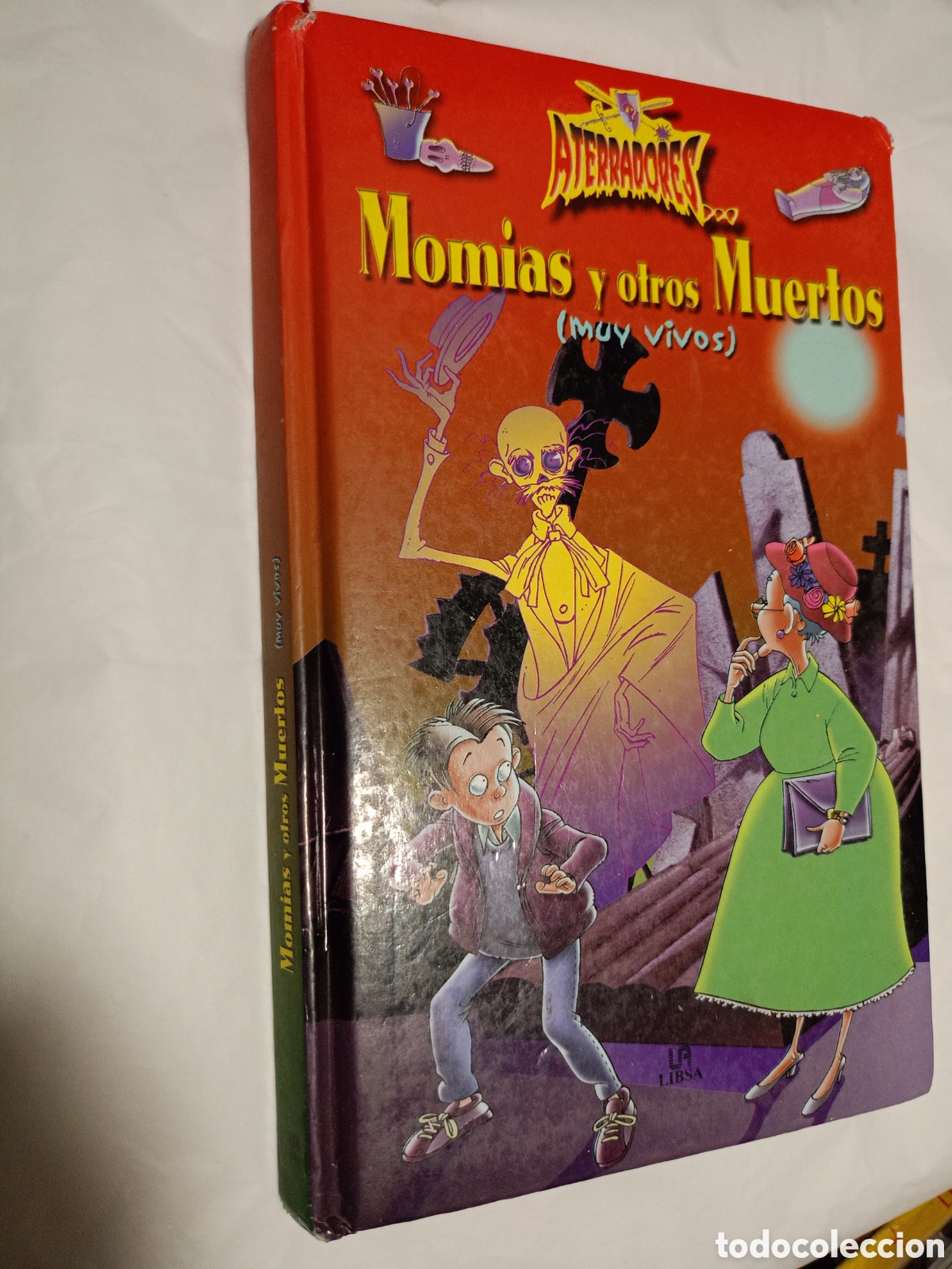 Libros de segunda mano: Mar&iacute;a Ma&ntilde;eru Momias y otros Muertos: Muy Vivos (Aterradores