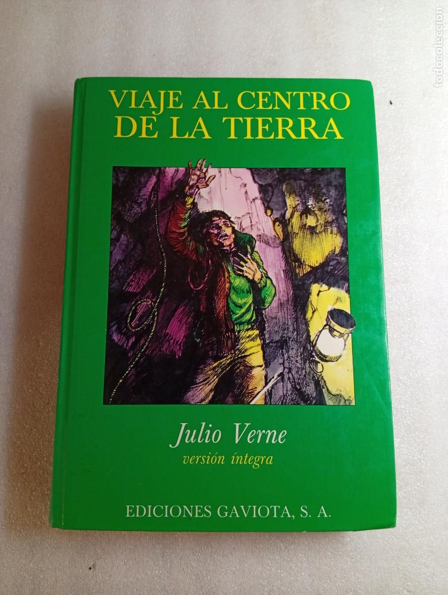 Libros de segunda mano: VIAJE AL CENTRO DE LA TIERRA - JULIO VERNE