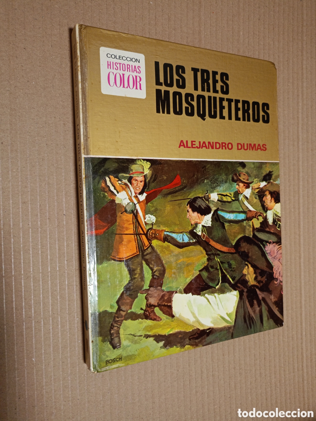 Libros de segunda mano: Los tres mosqueteros Alejandro Dumas colecci&oacute;n historias color