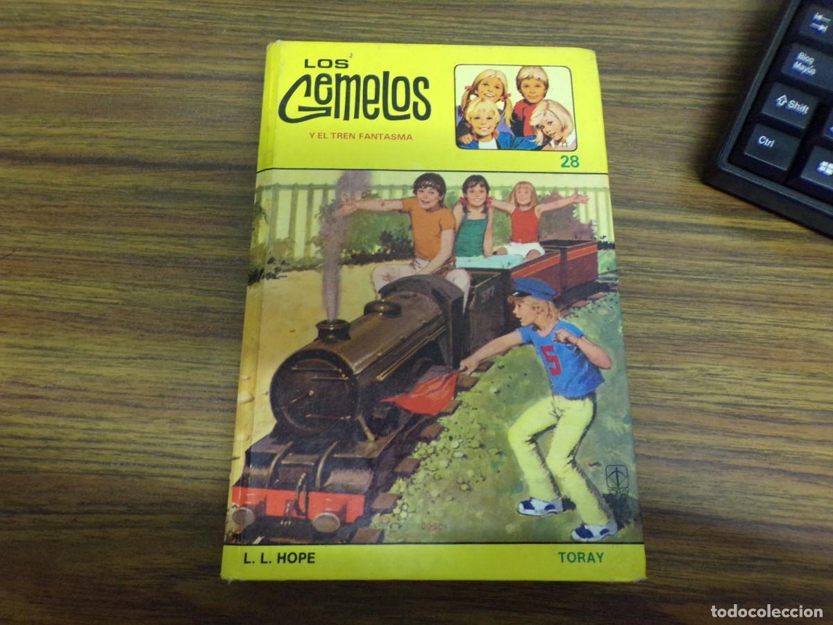 Libros de segunda mano: ESTAMOS LIQUIDANDO. los gemelos y el tren fantasma. L L hope. n&ordm; 28. ediciones toray