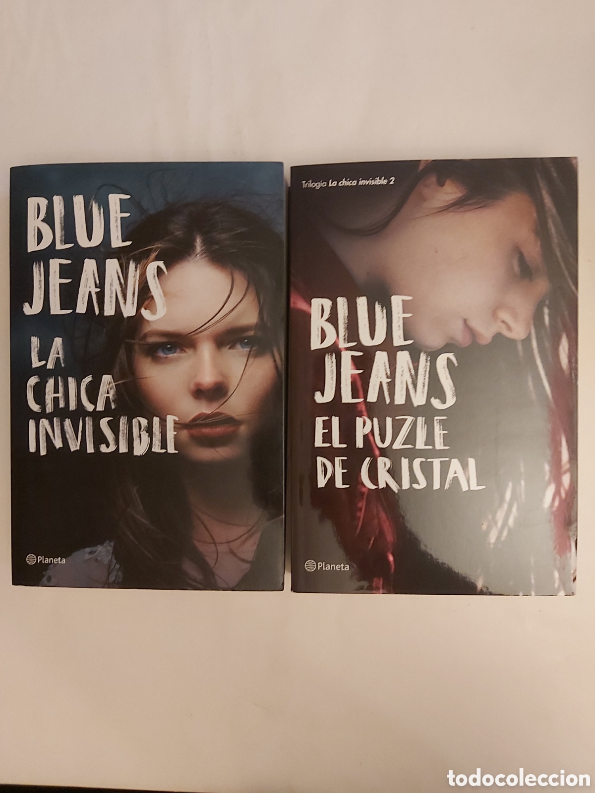 Libros de segunda mano: LA CHICA INVISIBLE EL PUZLE DE CRISTAL BLUE JEANS PLANETA