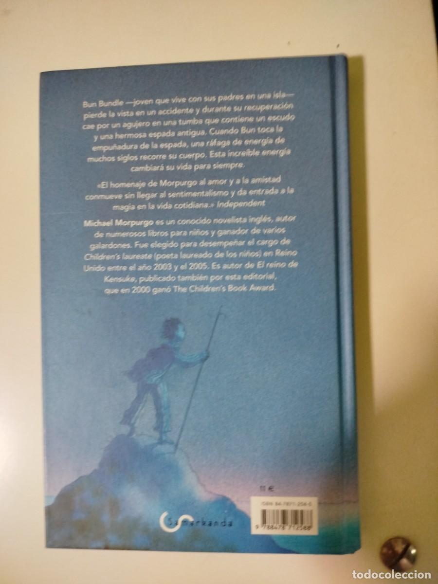 Libros de segunda mano: La espada dormida. Michael Morpurgo - Foto 2