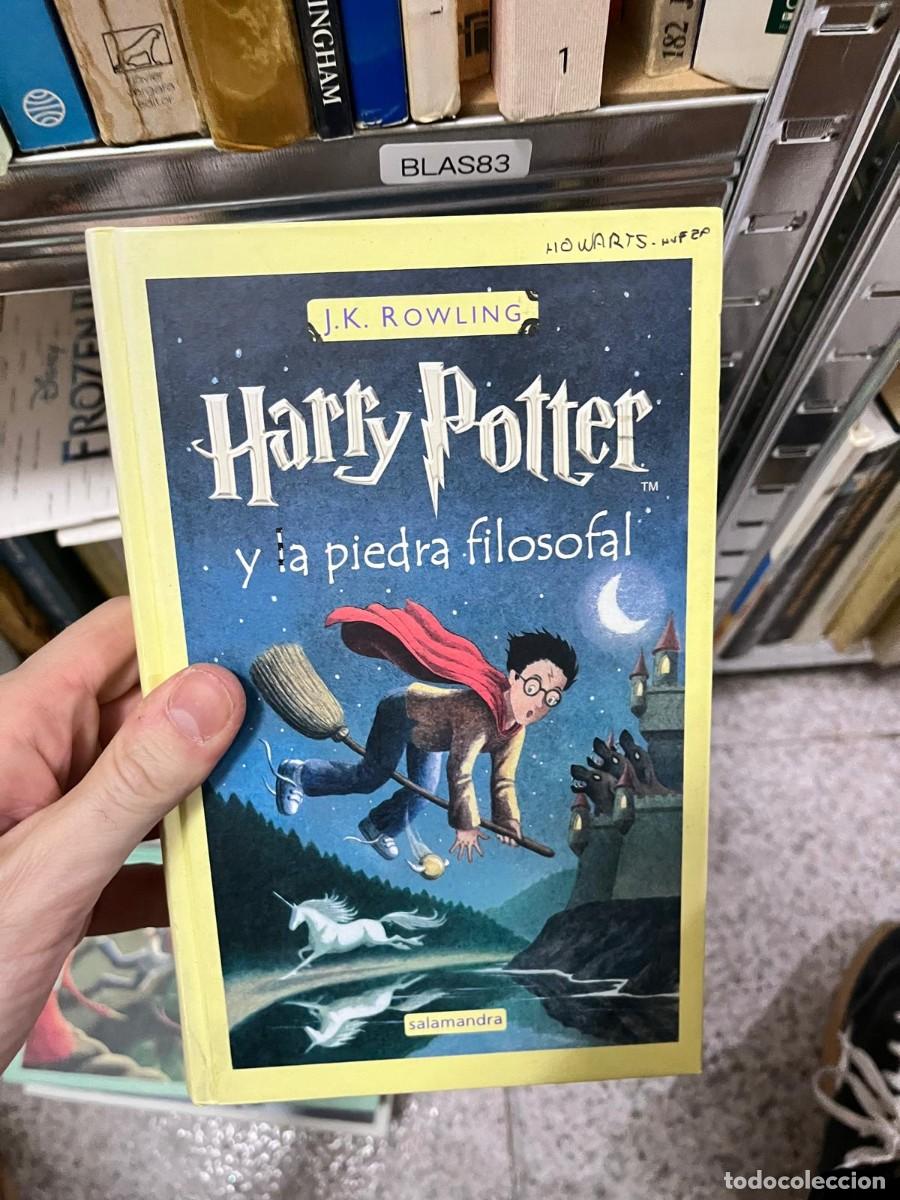 Libros de segunda mano: BLAS83 - Harry Potter y la piedra filosofal &ndash; J. K. Rowling. Salamandra. Novela juvenil de fantas&iacute;a,