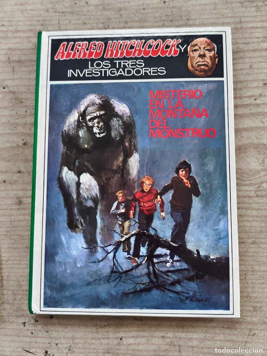 Libros de segunda mano: Alfred Hitchcock y Los Tres Investigadores - Misterio en la monta&ntilde;a del monstruo - 1974 - Molino