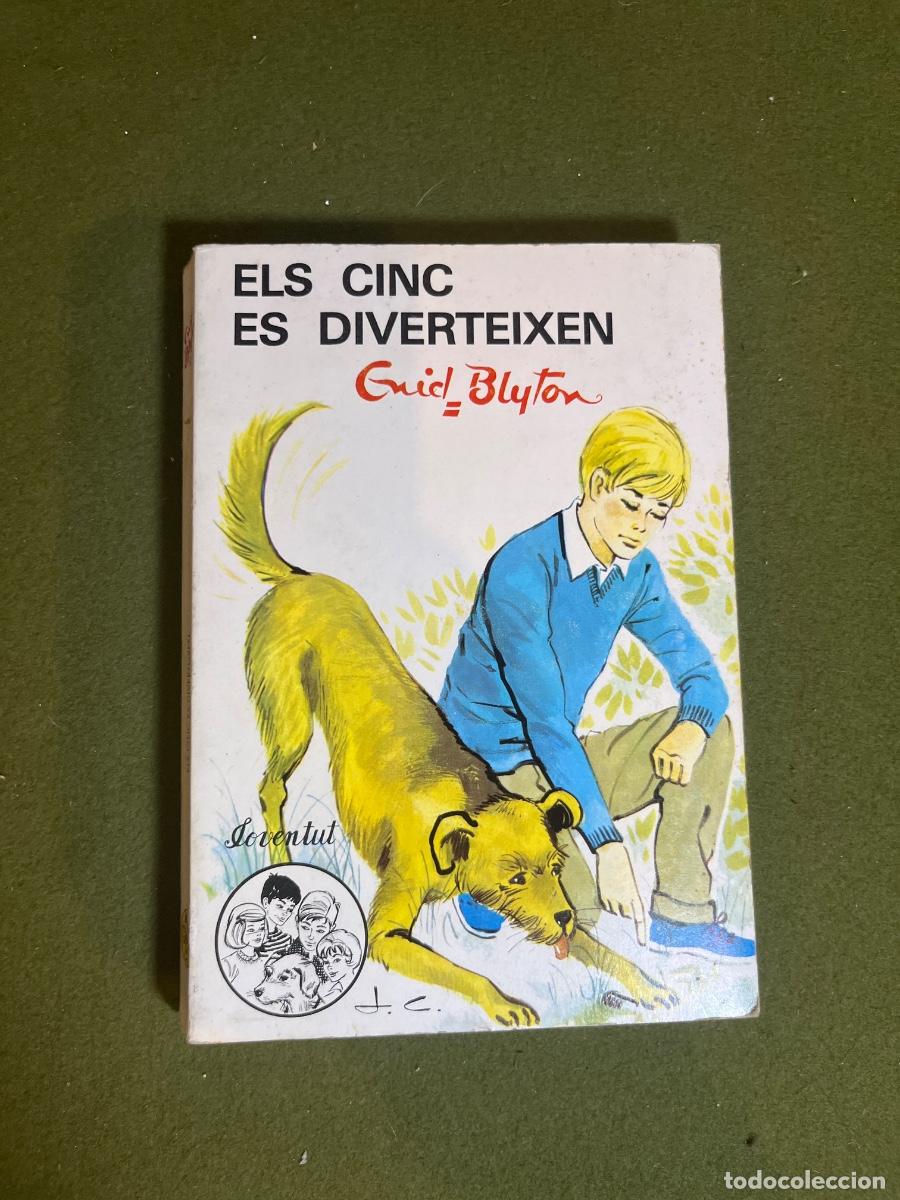 Gebrauchte B&uuml;cher: Els Cinc es Diverteixen Enid Blyton Editorial Joventut 1&ordf; edici&oacute; catalana 1988 llibre juvenil en cat