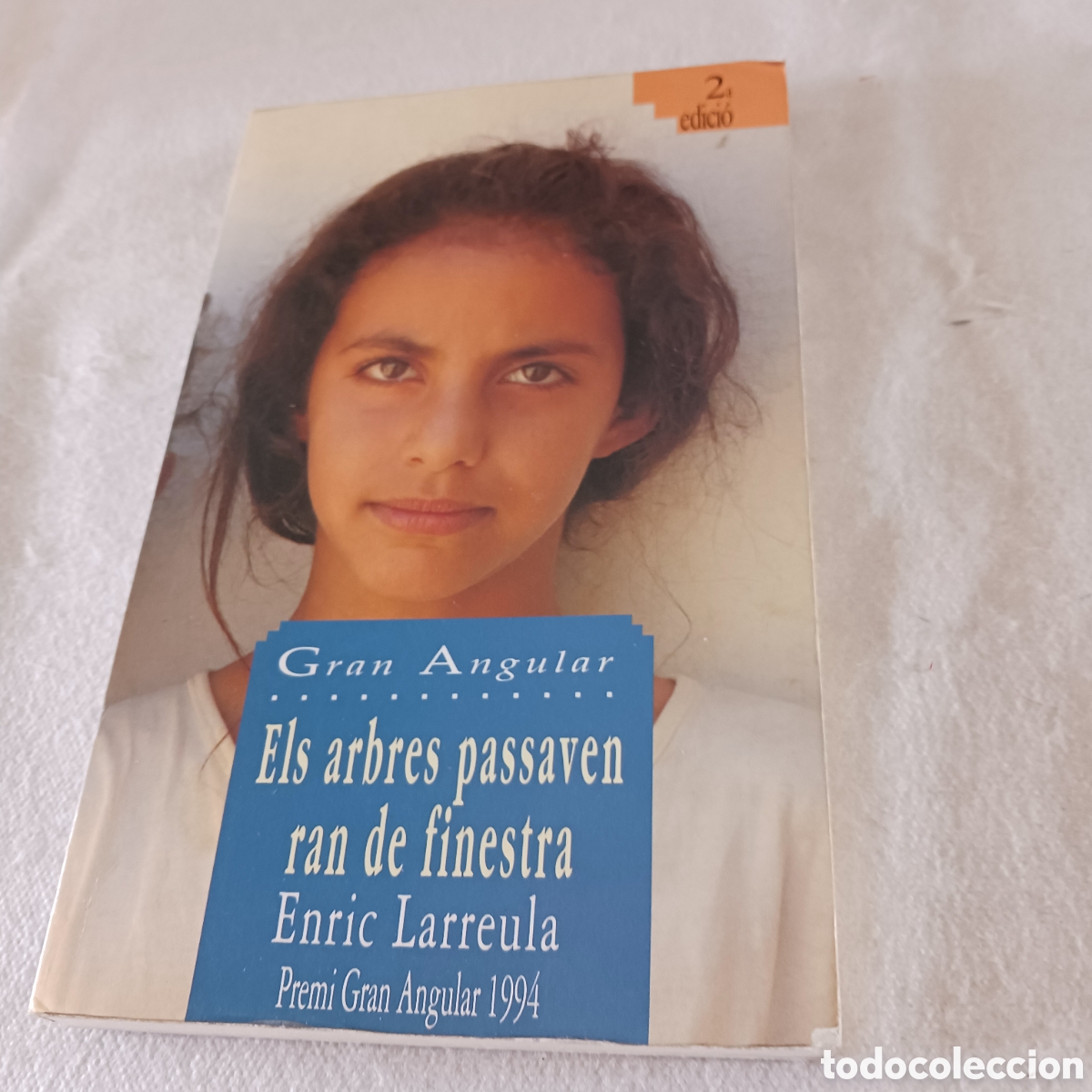 Libros de segunda mano: Els arbres passaven ran de finestra de Enric Larreula
