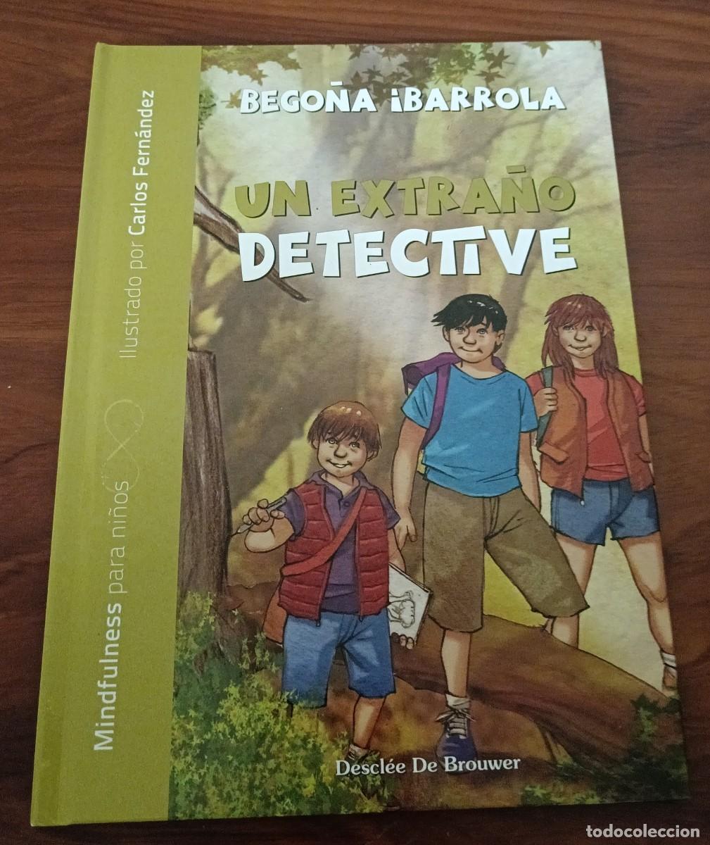 Libros de segunda mano: UN EXTRA&Ntilde;O DETECTIVE BEGO&Ntilde;A IBARROLA DESCL&Eacute;E DE BROUWER A&Ntilde;O 2018