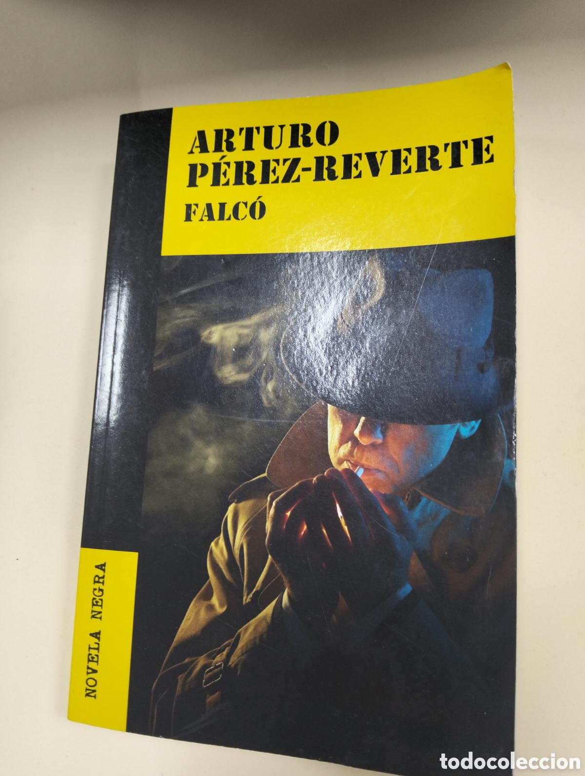 Libros de segunda mano: Arturo P&eacute;rez -reverte Falco...