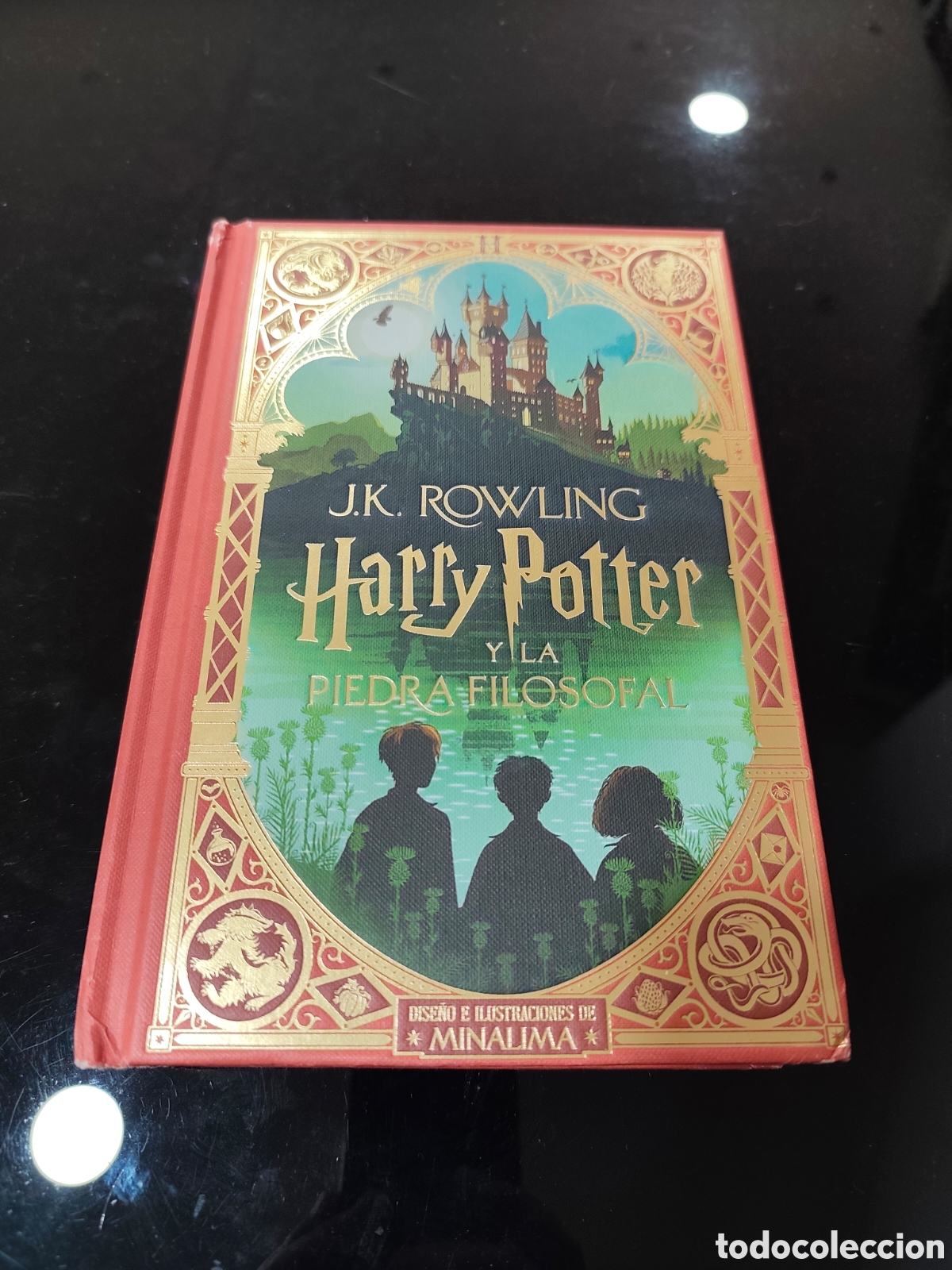 Libros de segunda mano: Harry Potter y la piedra filosofal. J. K. Rowling. Edici&oacute;n especial, dise&ntilde;o e ilustraciones Minalima