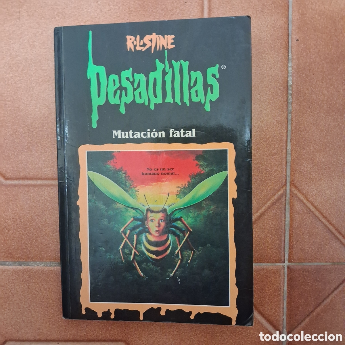 Libri di seconda mano: PESADILLAS. Mutaci&oacute;n fatal. R. L. STINE. EDCIONES B. 1998.