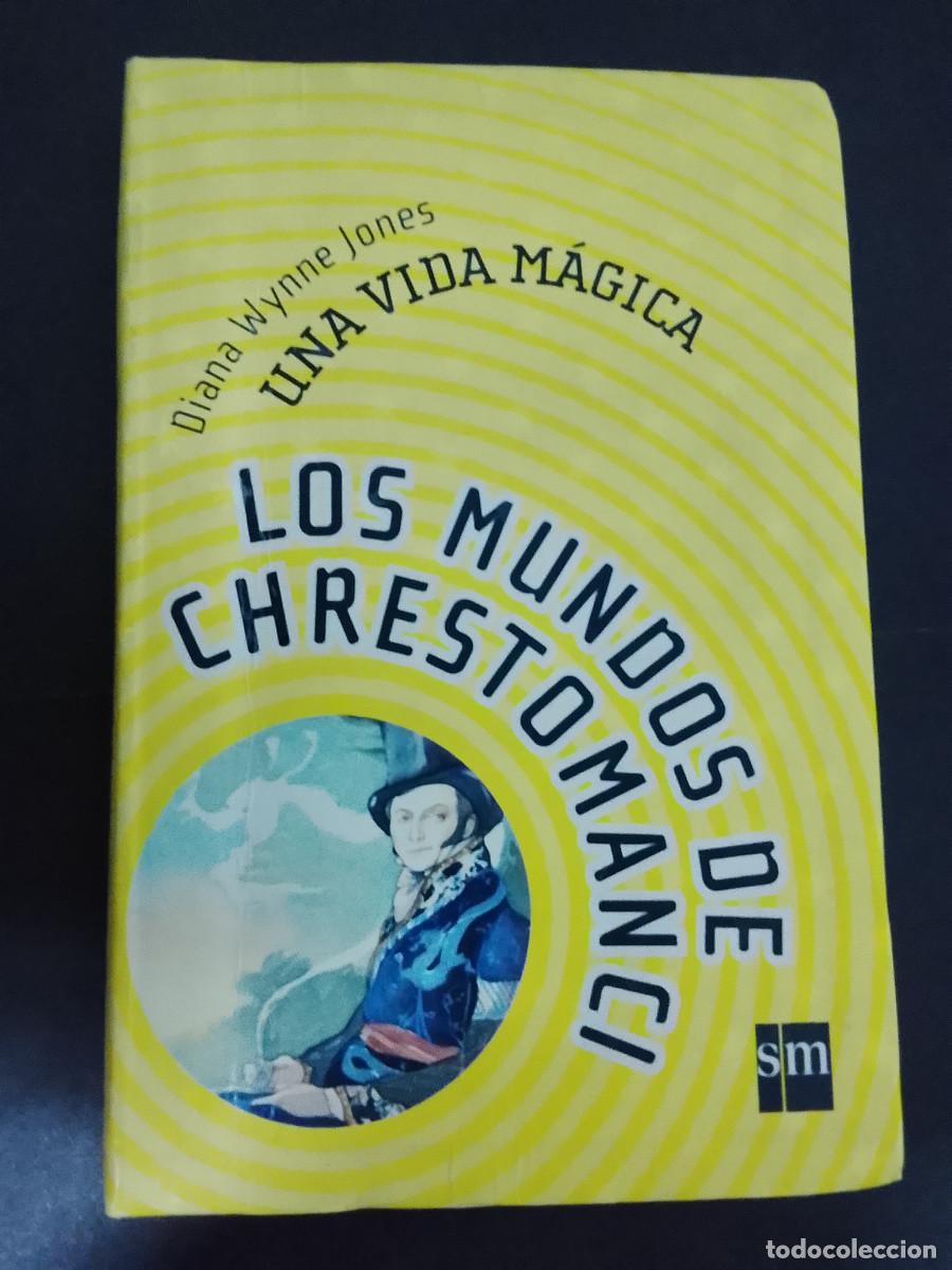 Libros de segunda mano: Diana Wynne Jones: Una vida m&aacute;gica. Los mundos de Chrestomanci 1 (Ediciones SM. 2002)