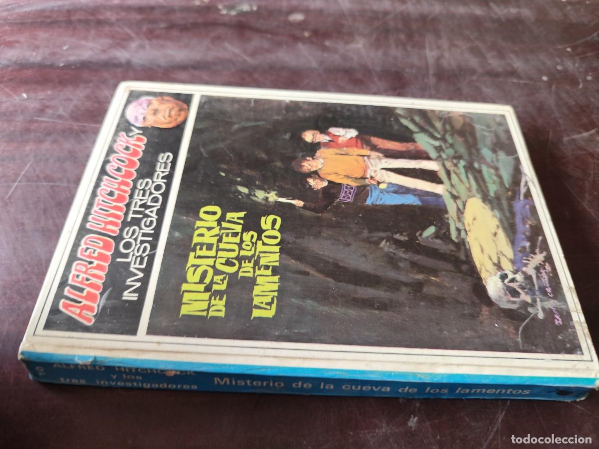 Libri di seconda mano: MISTERIO DE LA CUEVA DE LOS LAMENTOS / ALFRED HITCHCOCK / CJA 610 / MOLINO