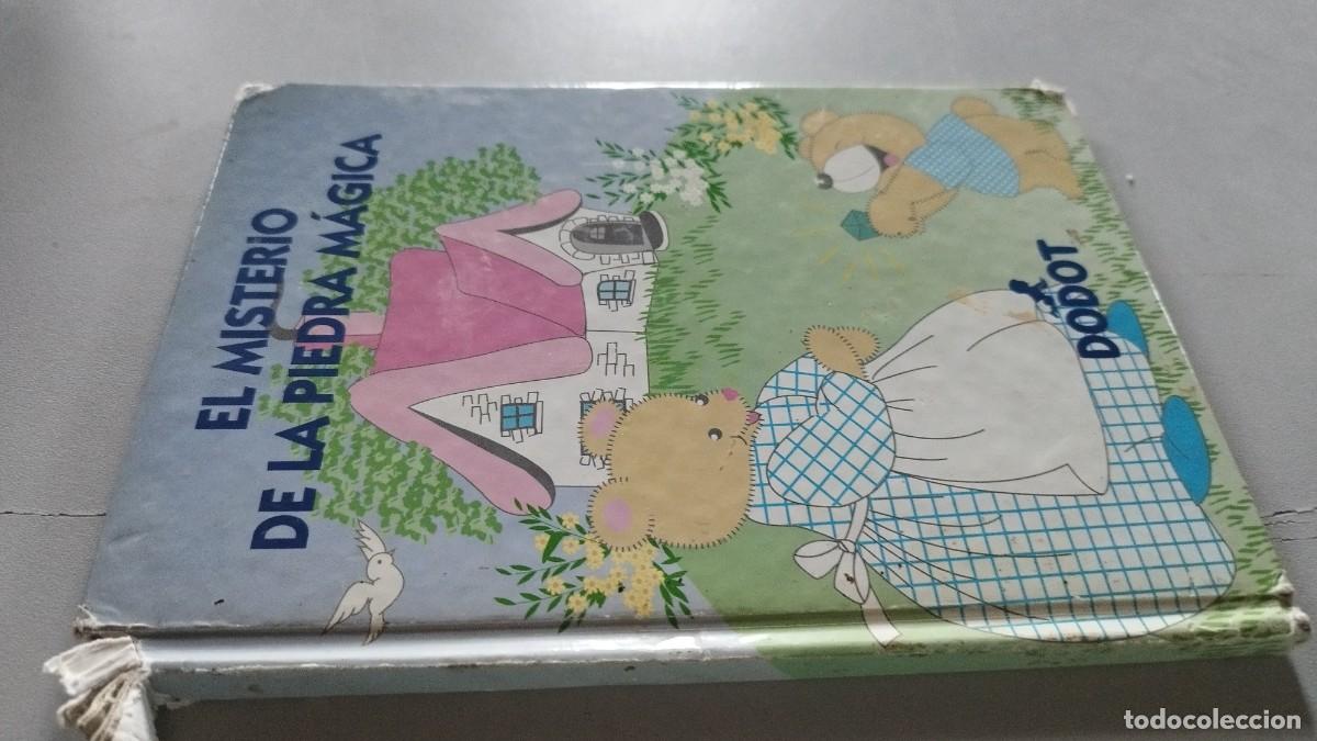 Livros em segunda m&atilde;o: EL MISTERIO DE LA PIEDRA MAGICA / Isabel Amor&oacute;s y Lourdes Murgui / GRAV 44 / EUROTREND