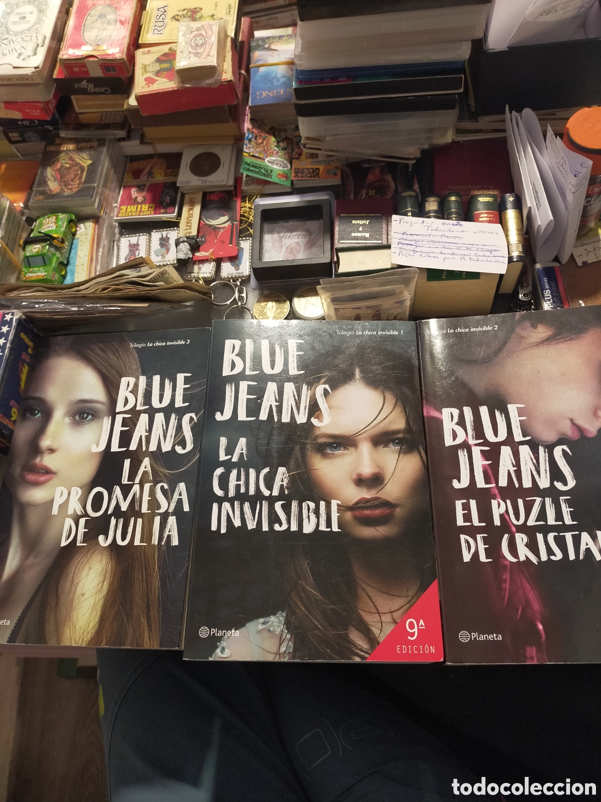 Libros de segunda mano: TRILOG&Iacute;A BLUE JEANS LA CHICA INVISIBLE PLANETA