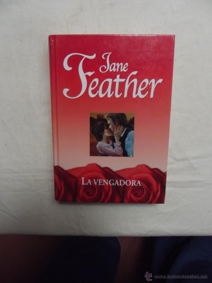 Libros de segunda mano: LA VENGADORA  DE JANE FEATHER - Foto 1