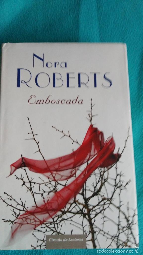 Libros de segunda mano: Emboscada (Nora Roberts) - Foto 1
