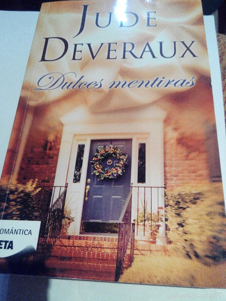 Libros de segunda mano: JUDE DEVERAUX - DULCES MENTIRAS - Foto 1