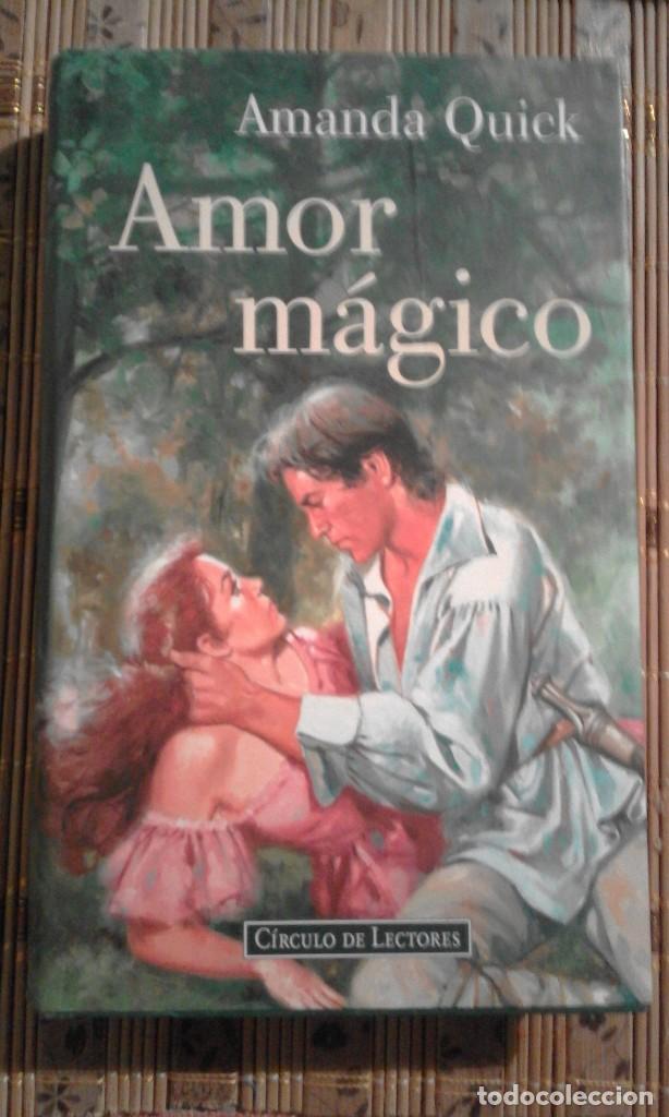 Libros de segunda mano: Amor m&aacute;gico - Amanda Quick - Foto 1