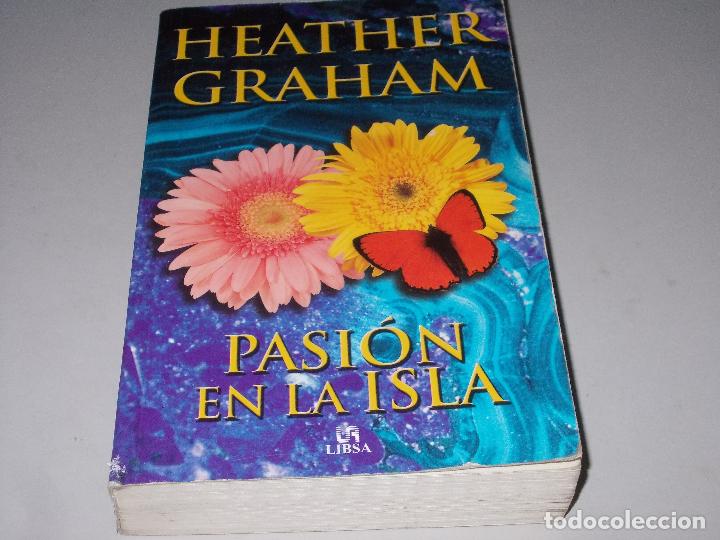 Libros de segunda mano: Pasi&oacute;n en la isla, Heather Graham - Foto 1