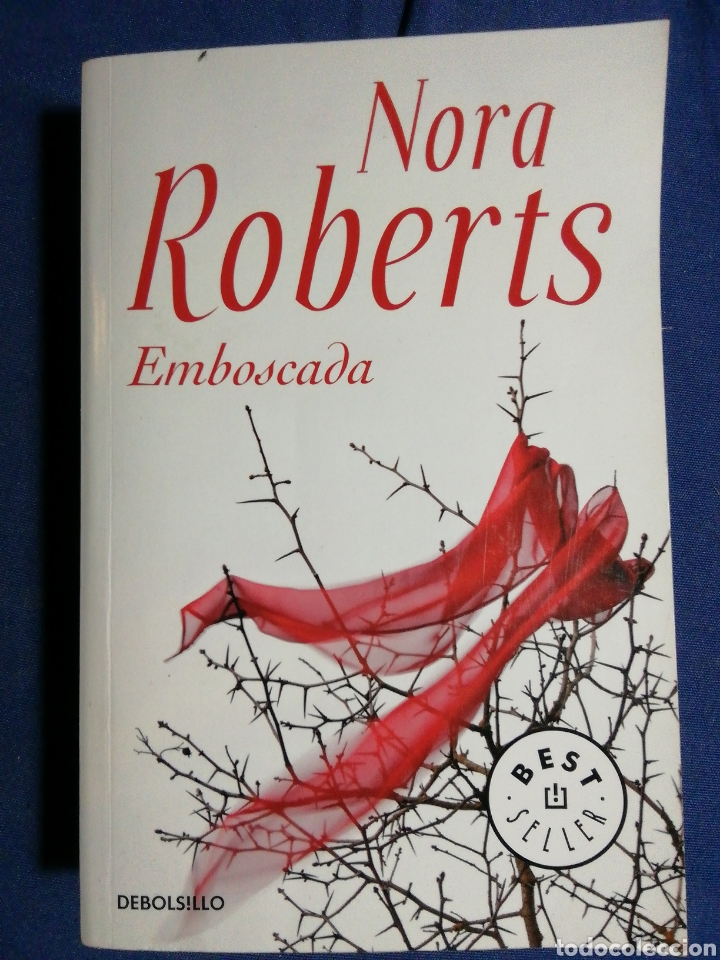 Libros de segunda mano: EMBOSCADA. NORA ROBERTS - Foto 1