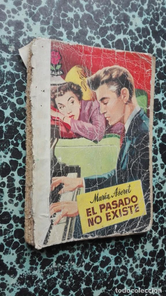 Libros de segunda mano: El pasado no existe Saura por Mar&iacute;a aseret