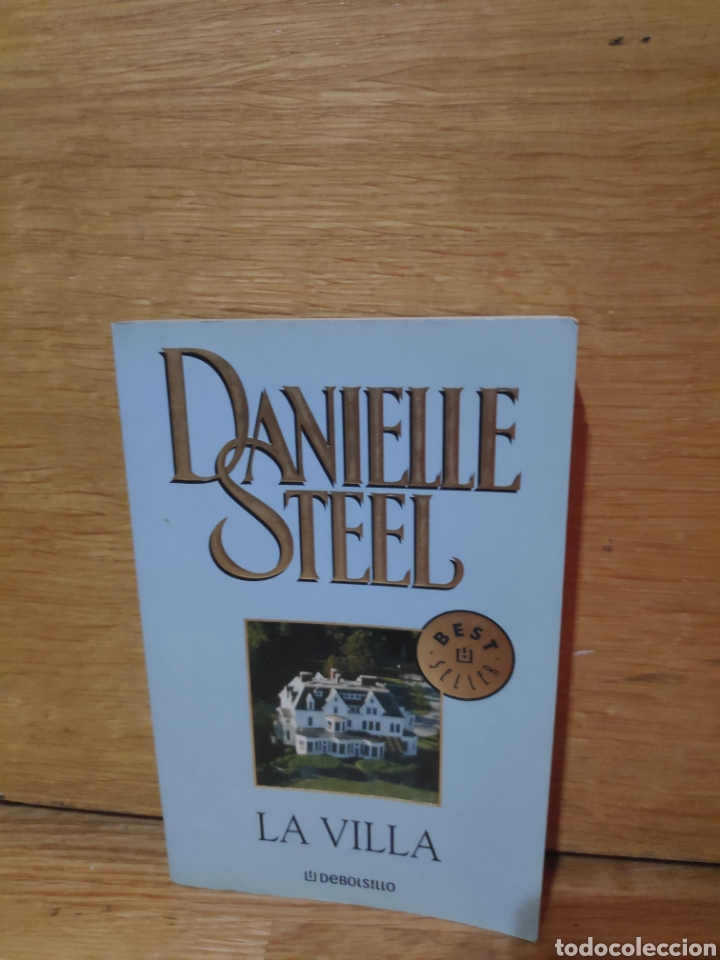 Libros de segunda mano: La villa Danielle steel - Foto 1