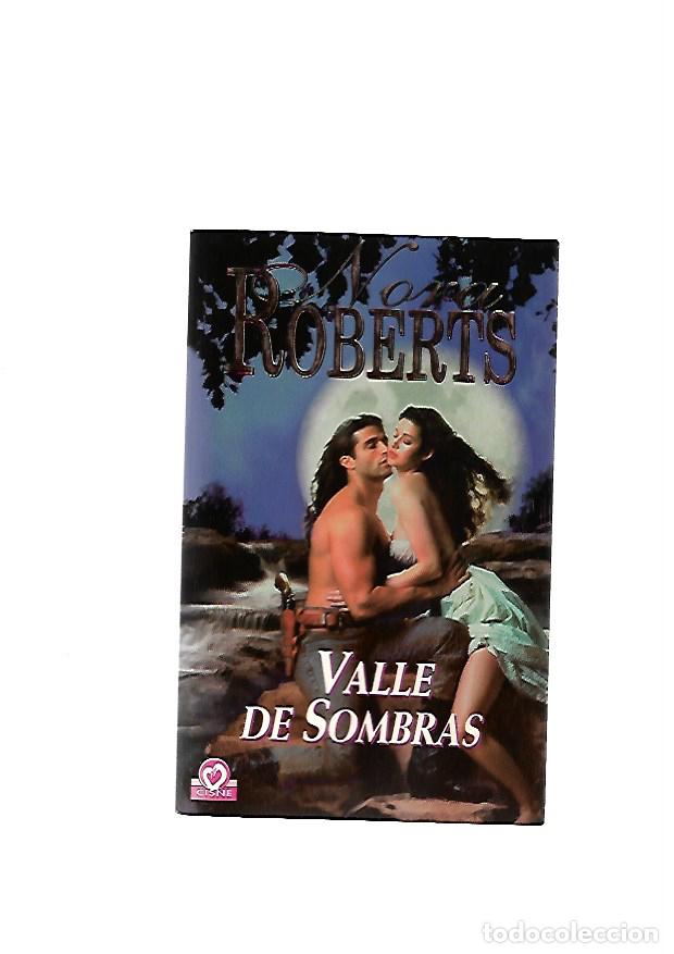 Libros de segunda mano: Valle de sombras, Nora Roberts - Foto 1