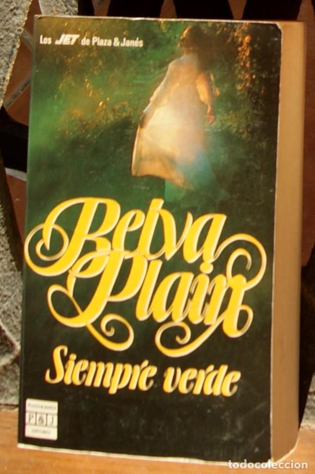 Libros de segunda mano: Siempre verde Belva Plain - Foto 1