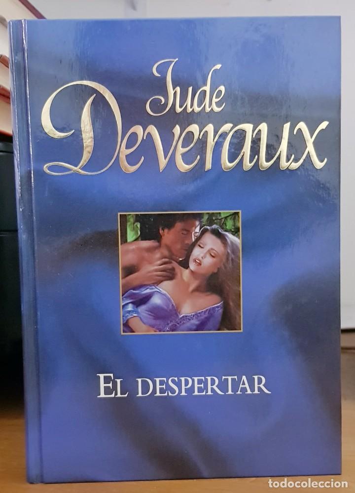 Libros de segunda mano: El despertar - Jude Deveraux - Foto 1