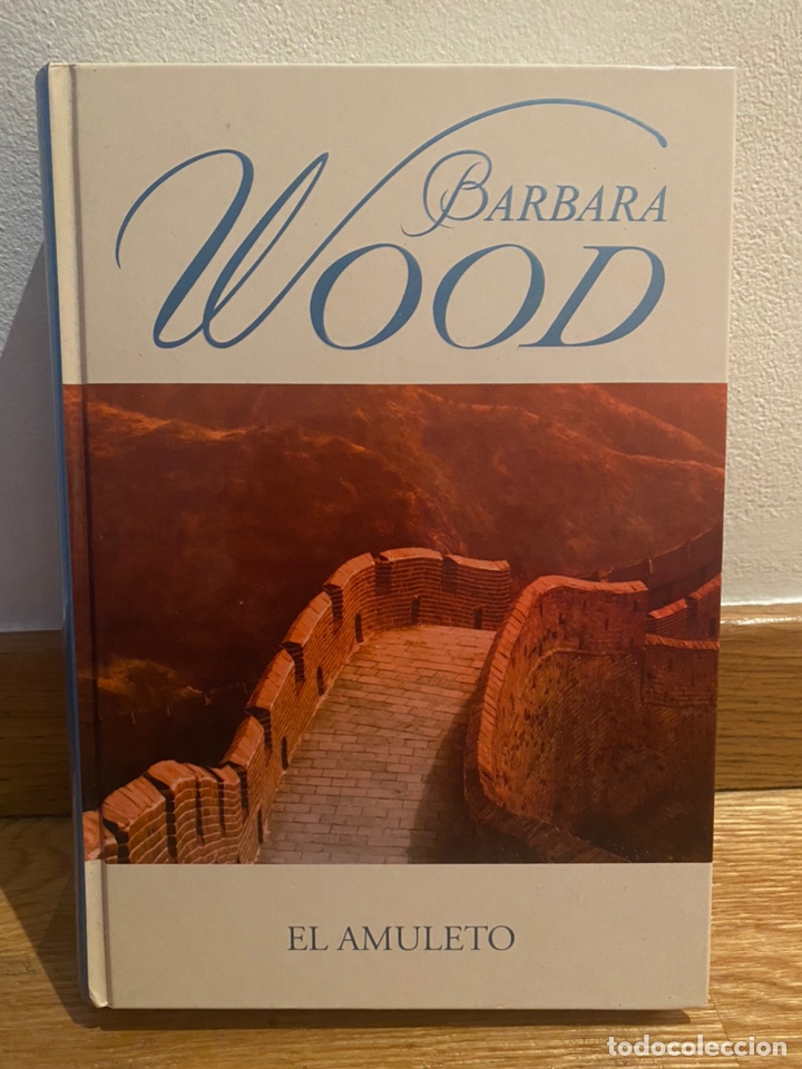 Libros de segunda mano: Barbara Wood El amuleto - Foto 1