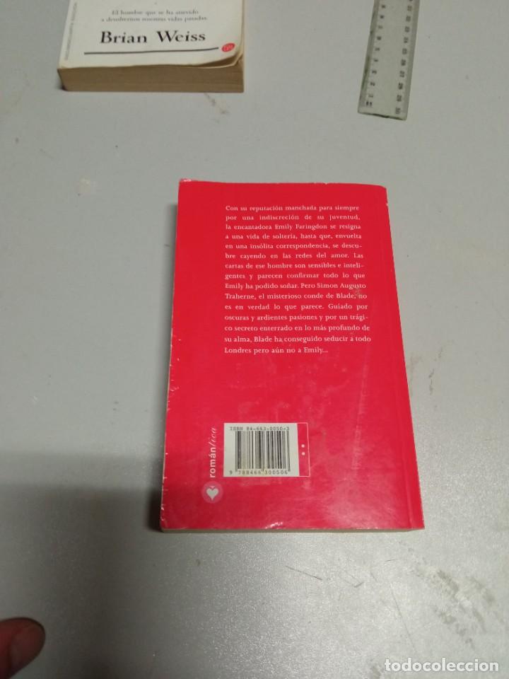 Libros de segunda mano: ESC&Aacute;NDALO - Quick,Amanda - Foto 3