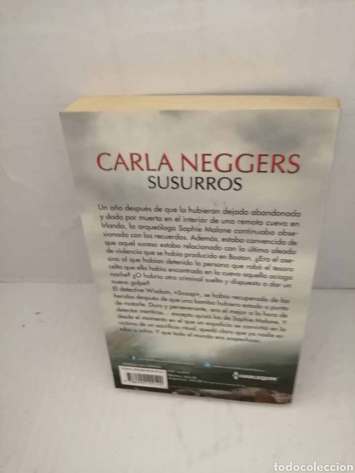Libros de segunda mano: Susurros - Foto 2