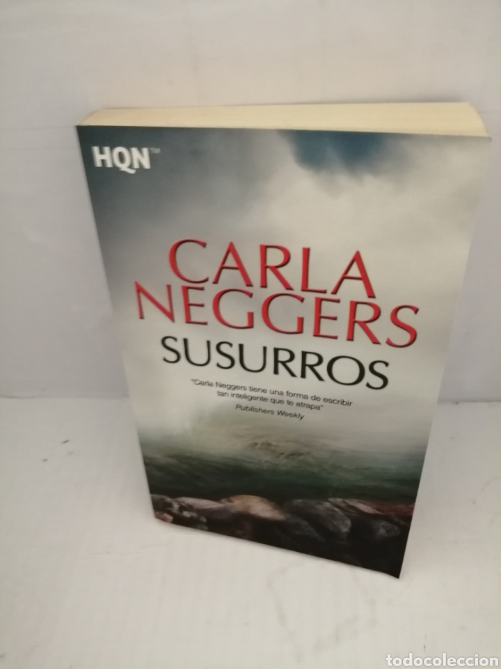 Libros de segunda mano: Susurros - Foto 1