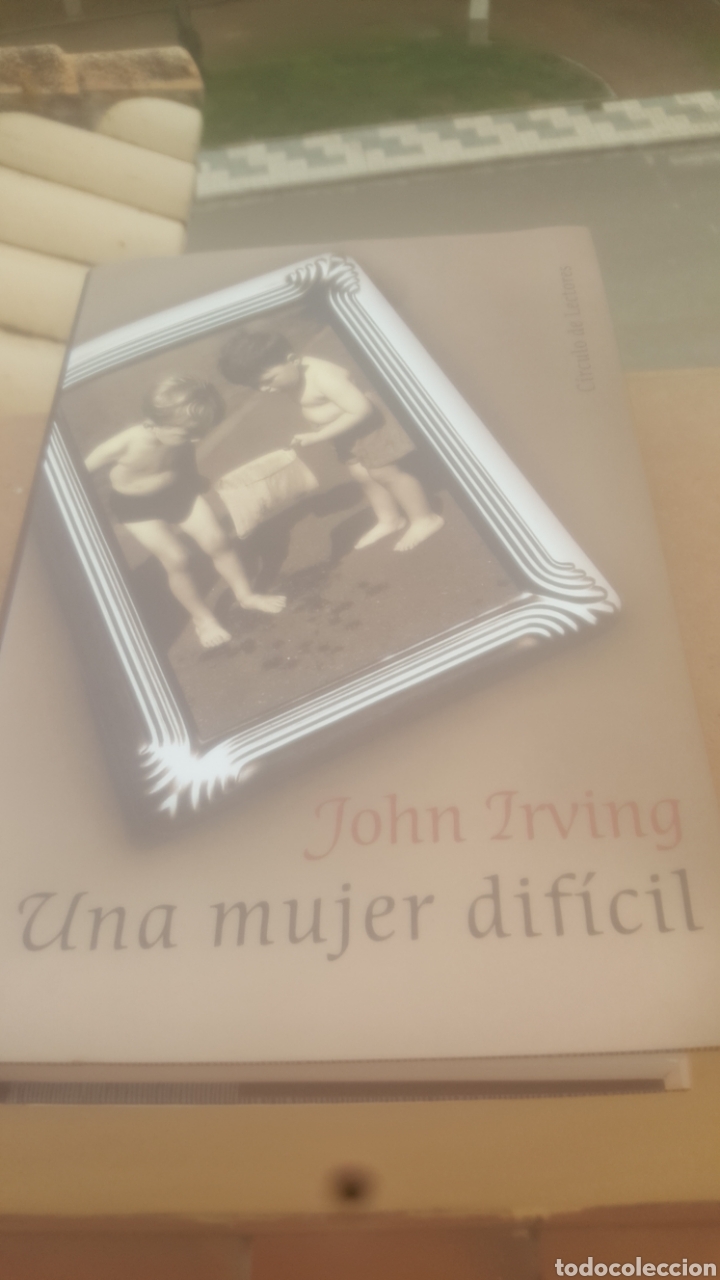 Libros de segunda mano: Una mujer dificil - Foto 1