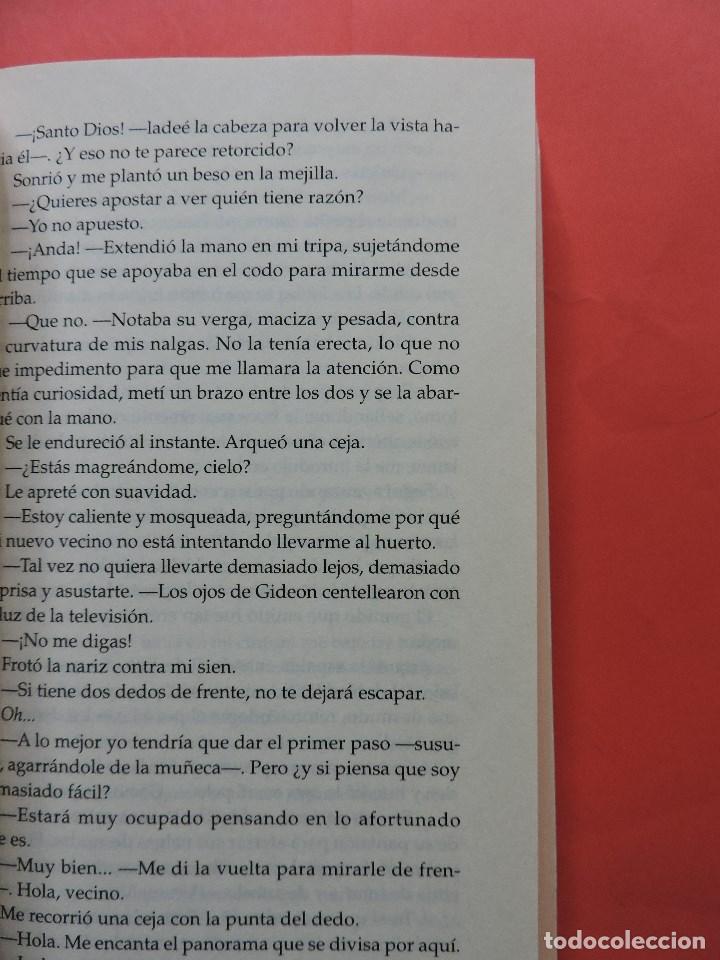 Libros de segunda mano: Atada a ti. DAY, Sylvia. Booket - Foto 2