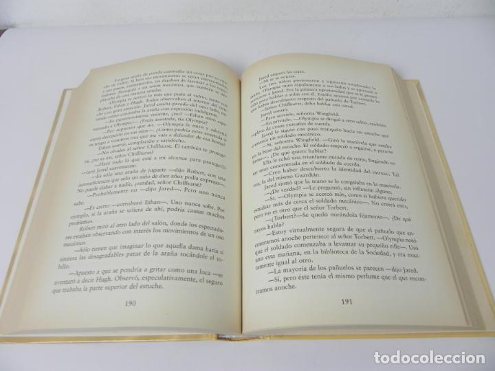 Libros de segunda mano: ENGA&Ntilde;O (AMANDA QUICK) RBA-2003 - Foto 3