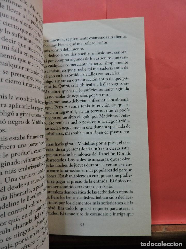 Libros de segunda mano: Secretos. QUICK, Amanda. Byblos - Foto 2