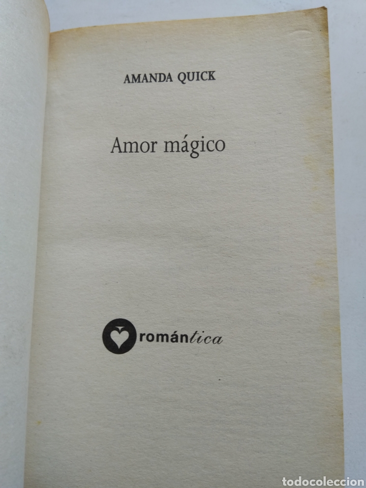 Libros de segunda mano: AMOR M&Aacute;GICO/AMANDA QUICK - Foto 2