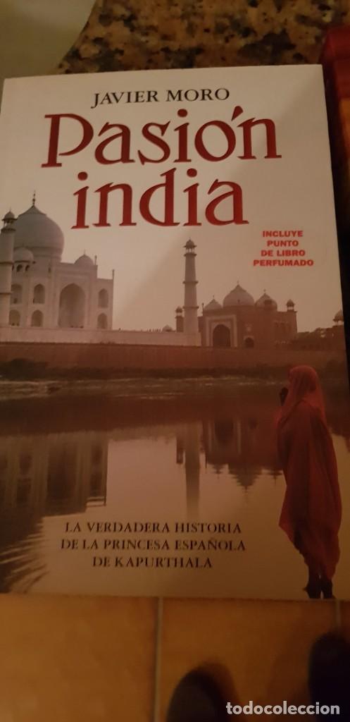 Libros de segunda mano: Pasi&oacute;n India -Javier Moro- - Foto 1