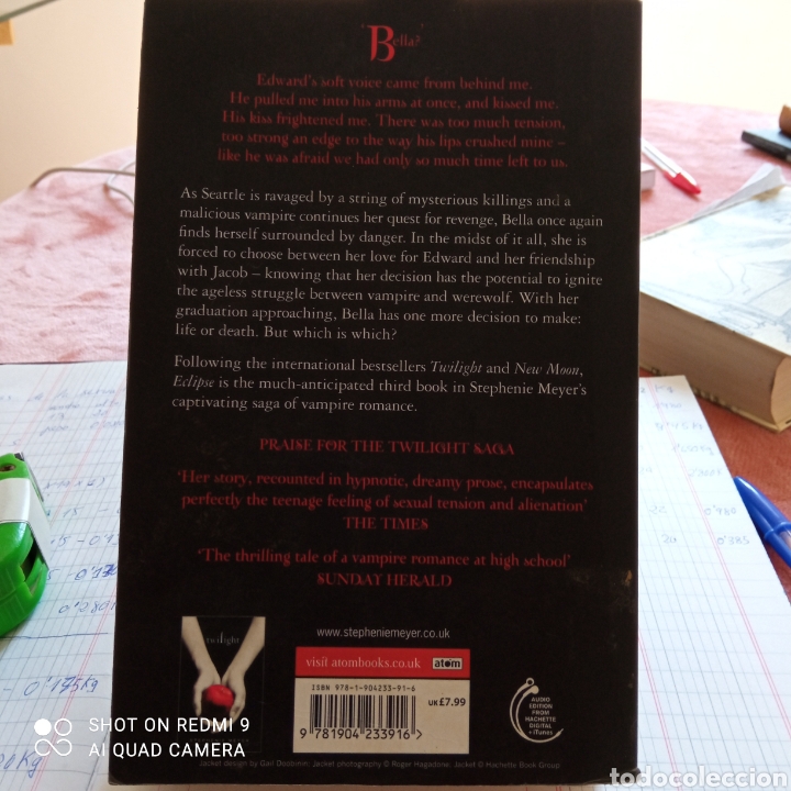 Libros de segunda mano: Eclipse de estephnie Meyer (2008). idioma ingl&eacute;s. - Foto 2