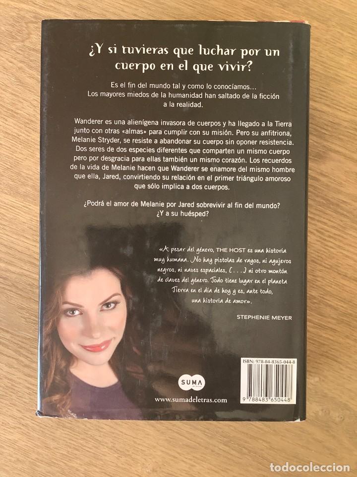 Libros de segunda mano: THE HOST (La hu&eacute;sped) - Foto 2