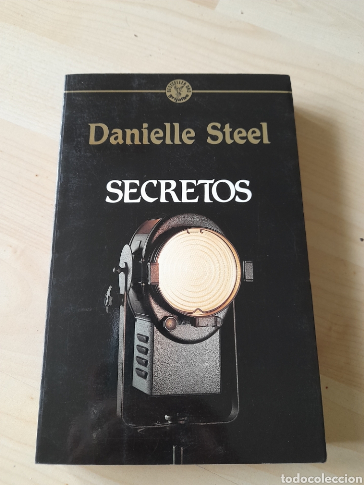 Libros de segunda mano: Secretos. Danielle Steel - Foto 1