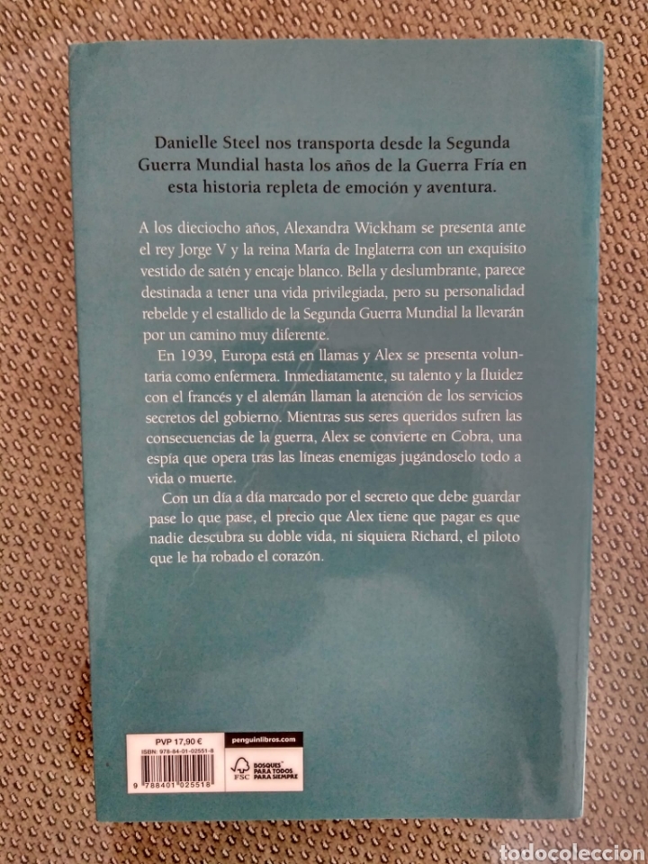Libros de segunda mano: La esp&iacute;a / Danielle Steel - Foto 3