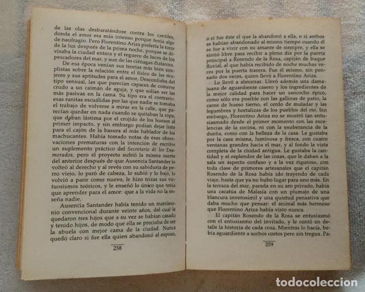 Libros de segunda mano: El amor en los tiempos del c&oacute;lera. - Foto 4