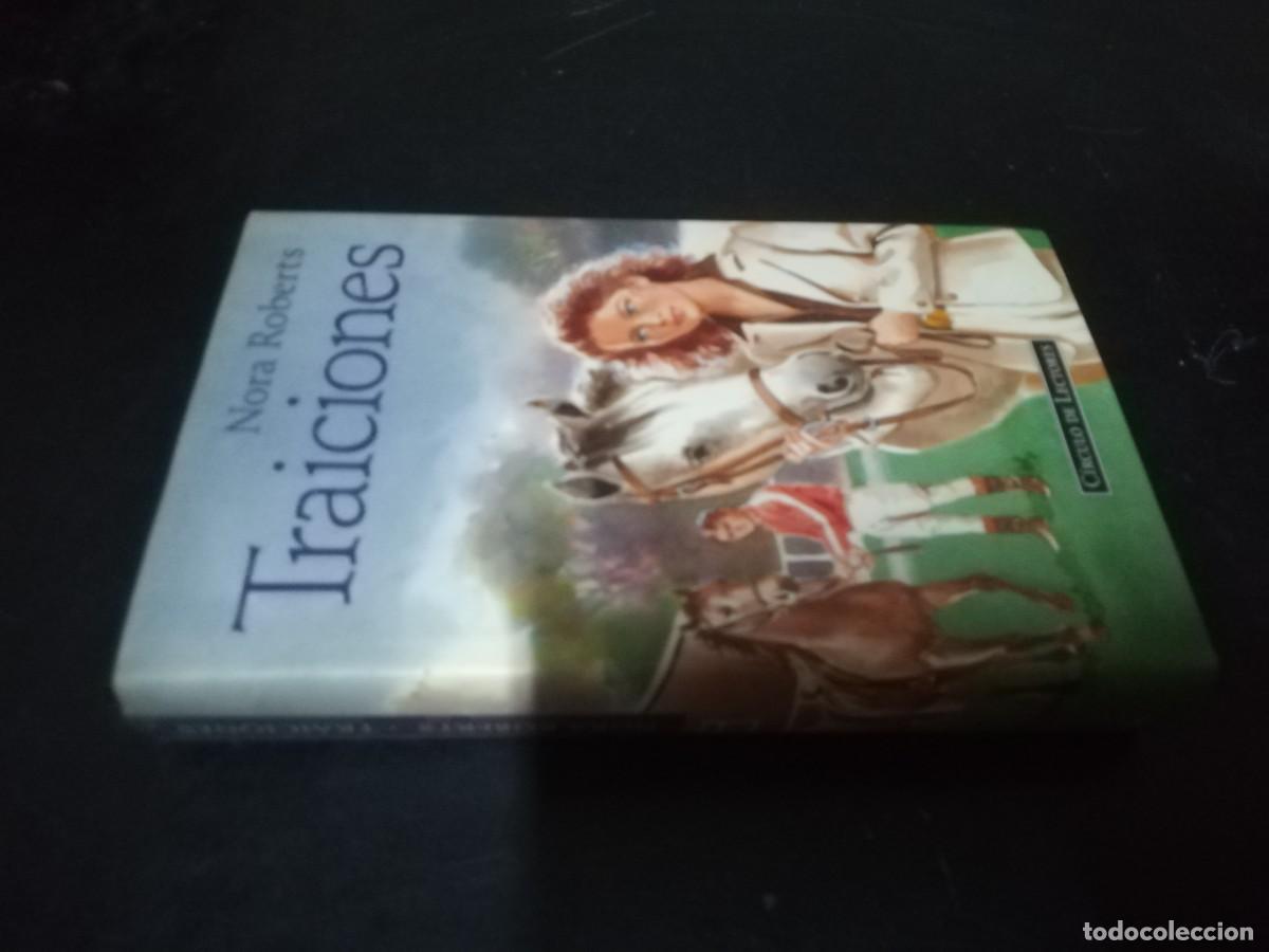 Libros de segunda mano: TRAICIONES / NORA ROBERTS / AL11C / CIRCULO LECTORES - Foto 1