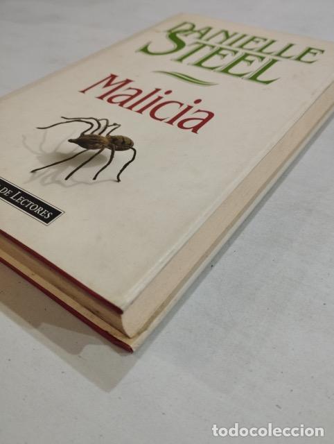 Libros de segunda mano: Danielle Steel - Malicia - Foto 2